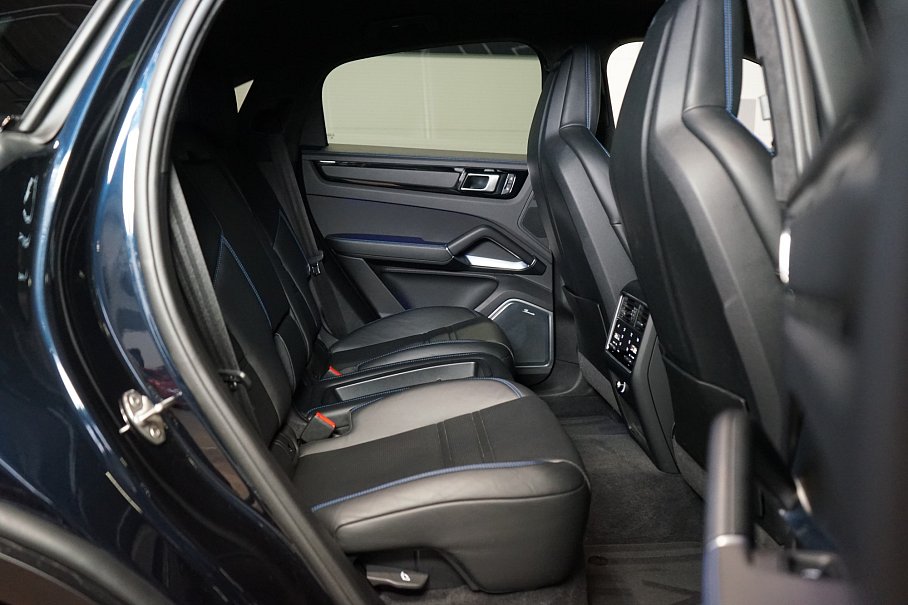 Porsche Cayenne Turbo GT