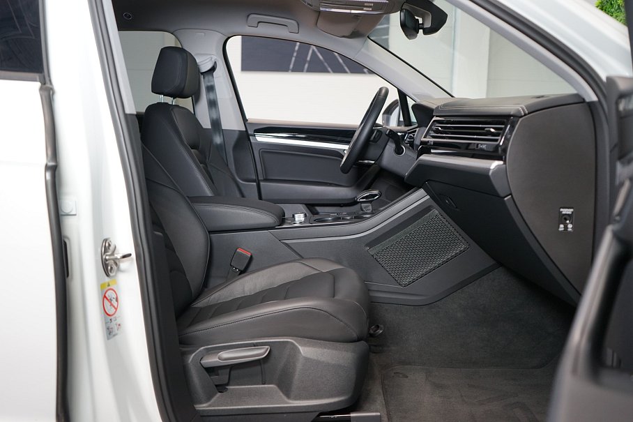 Volkswagen Touareg 3.0 TDI 4Motion