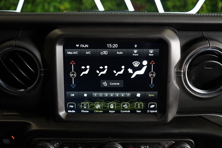 Jeep Wrangler 4Xe Sahara