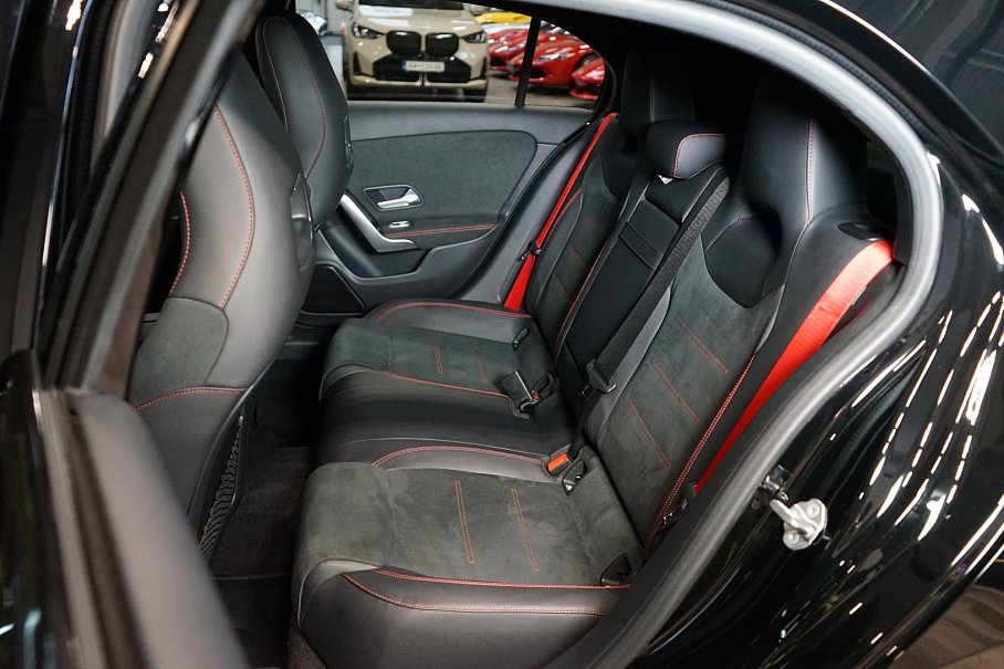 Mercedes-Benz Třída A 35 AMG 4Matic