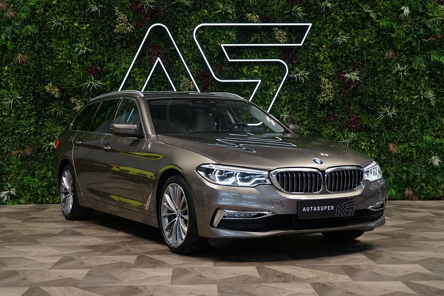 BMW Řada 5 530d xDrive Touring