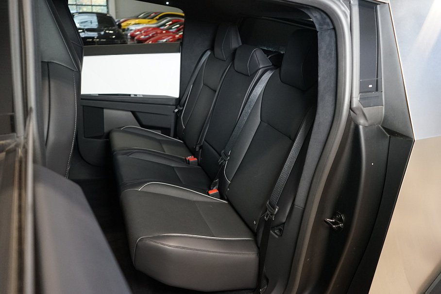 Tesla Cybertruck Cyberbeast