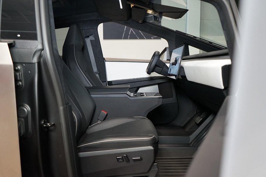 Tesla Cybertruck Cyberbeast