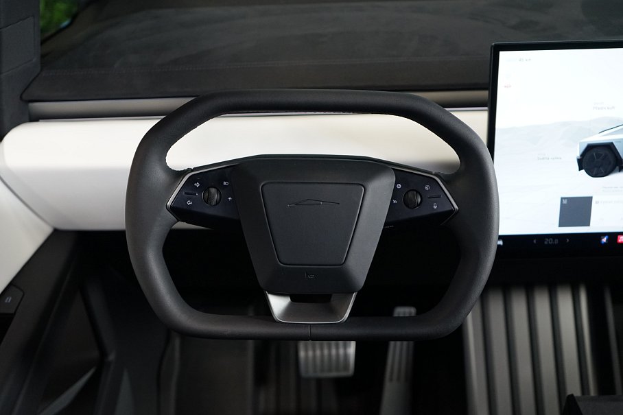 Tesla Cybertruck Cyberbeast