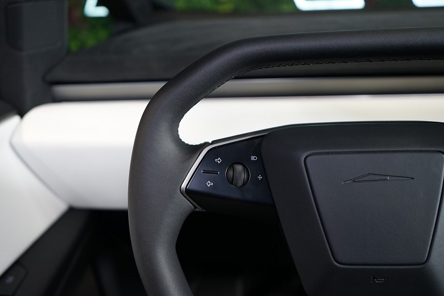 Tesla Cybertruck Cyberbeast