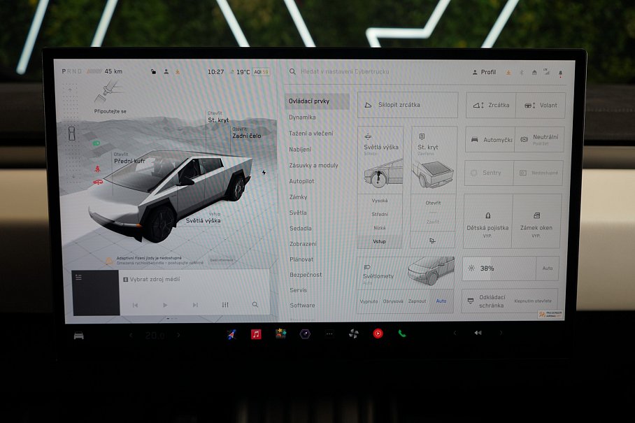 Tesla Cybertruck Cyberbeast