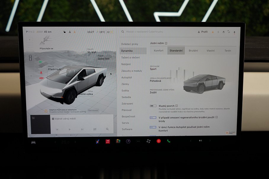 Tesla Cybertruck Cyberbeast