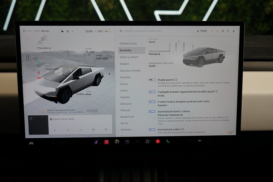 Tesla Cybertruck Cyberbeast