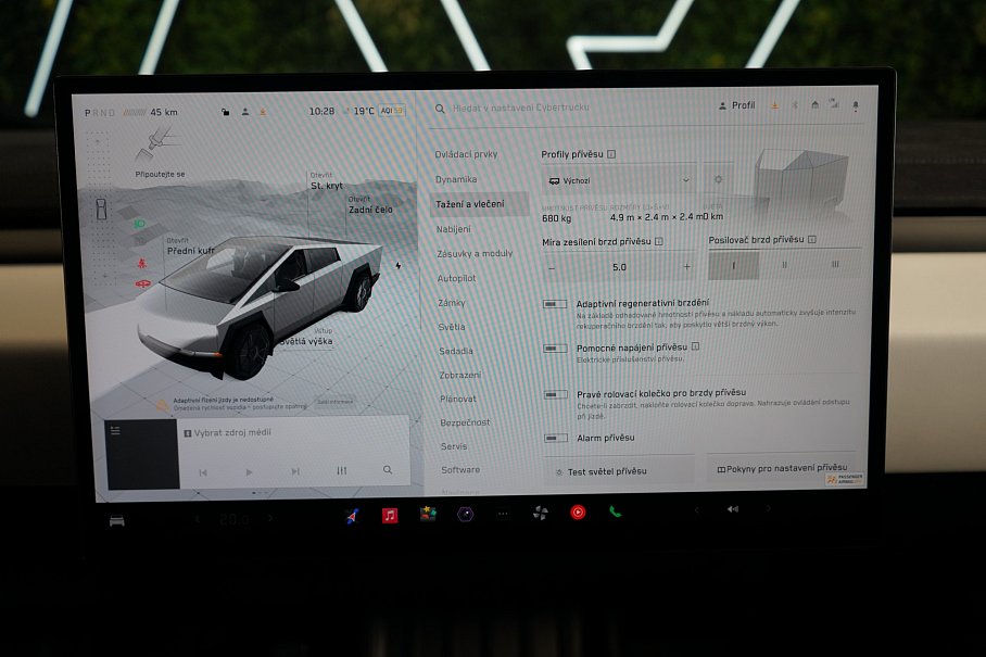 Tesla Cybertruck Cyberbeast