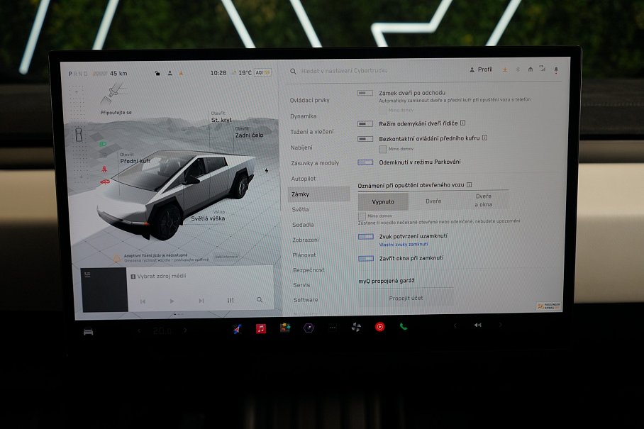 Tesla Cybertruck Cyberbeast