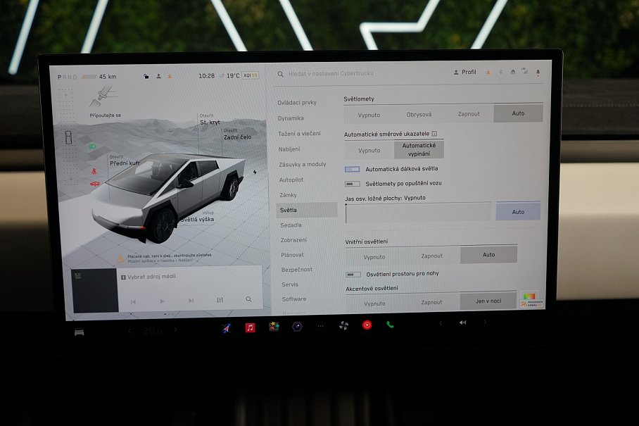 Tesla Cybertruck Cyberbeast
