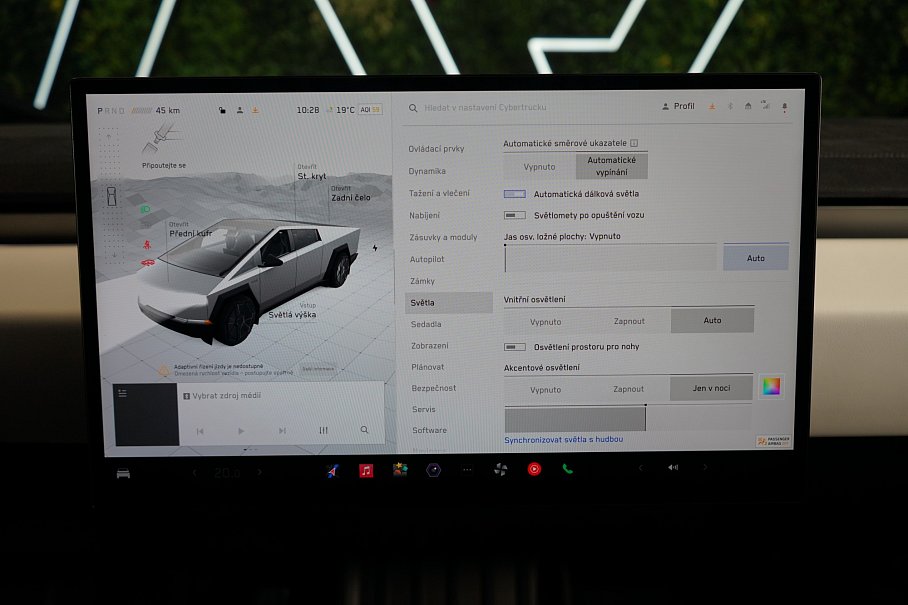 Tesla Cybertruck Cyberbeast
