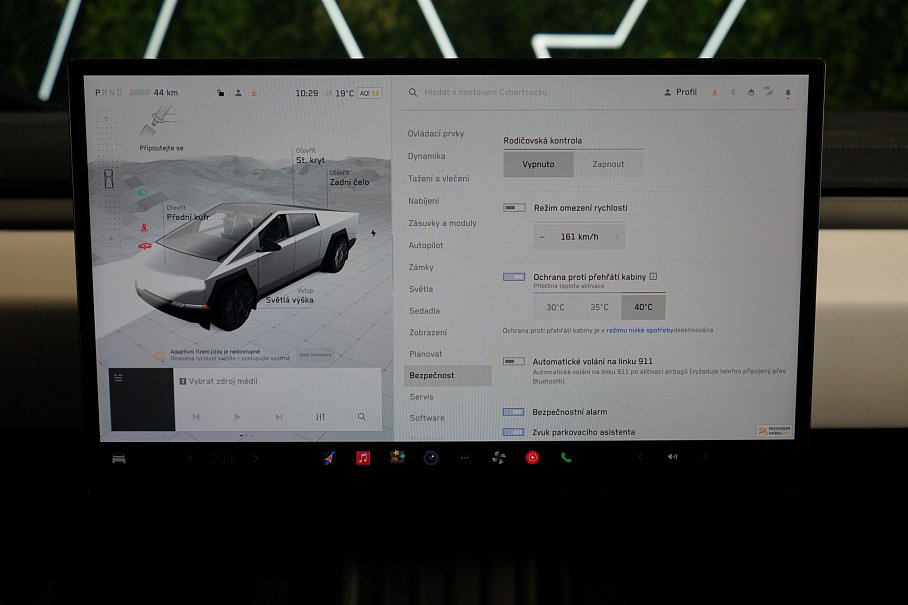 Tesla Cybertruck Cyberbeast