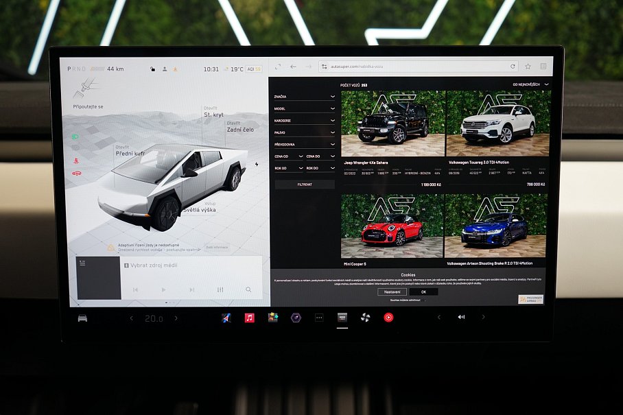 Tesla Cybertruck Cyberbeast