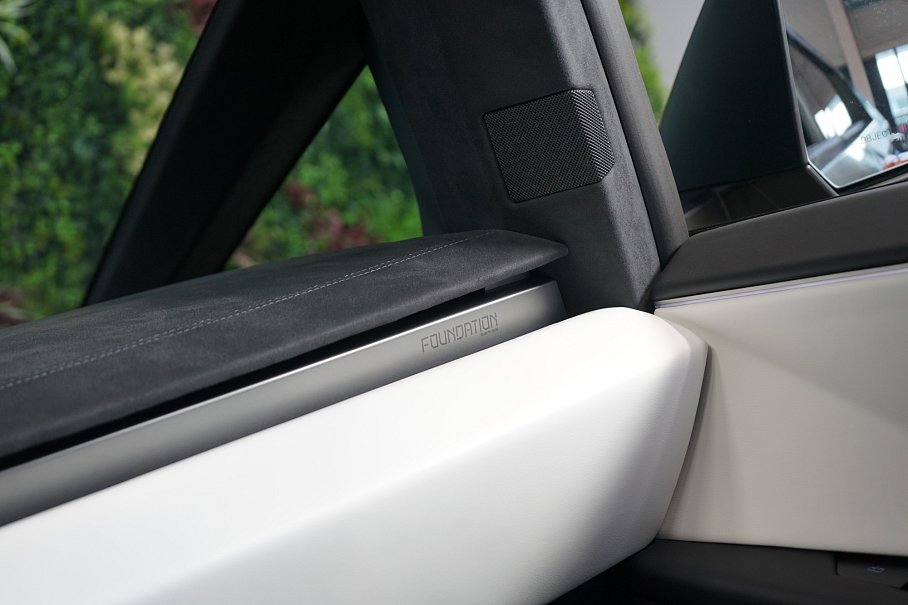 Tesla Cybertruck Cyberbeast