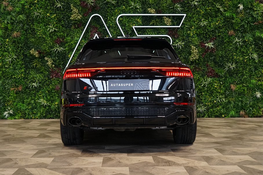 Audi RS Q8 4.0 TFSI quattro