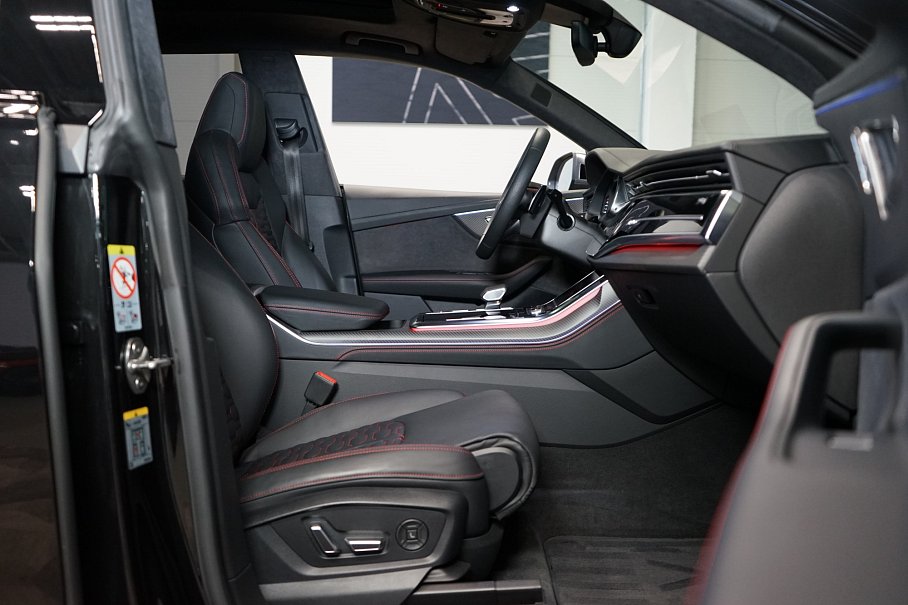Audi RS Q8 4.0 TFSI quattro