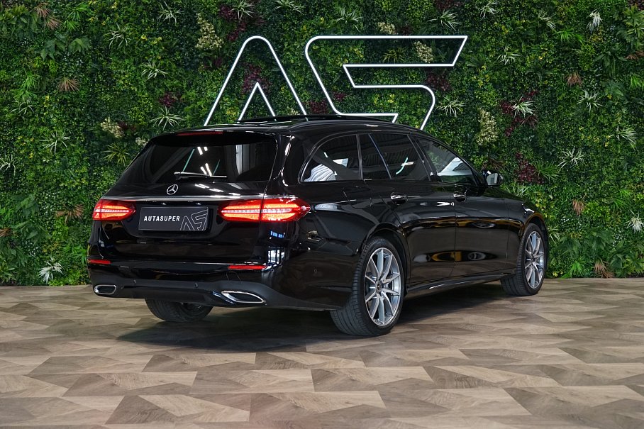 Mercedes-Benz Třída E 220d Wagon