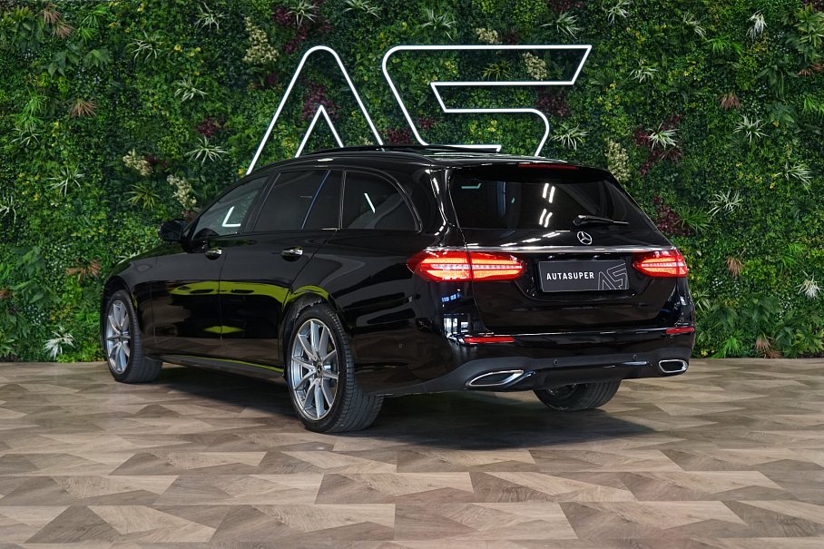 Mercedes-Benz Třída E 220d Wagon