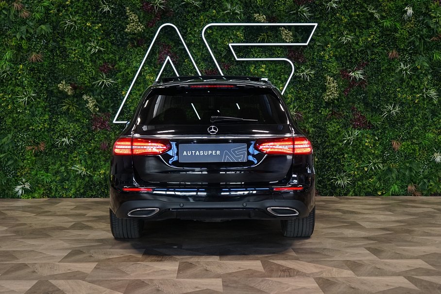 Mercedes-Benz Třída E 220d Wagon