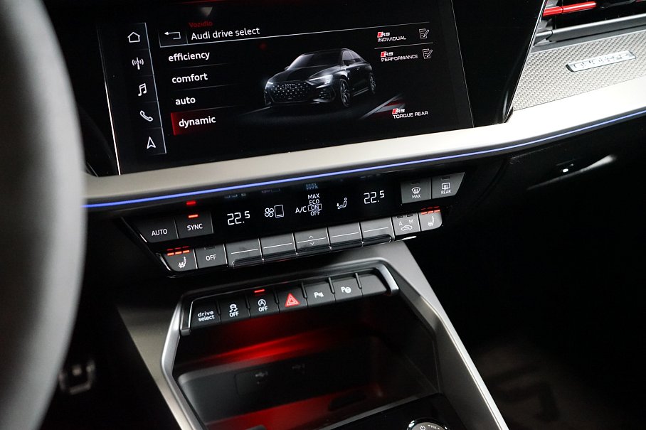 Audi RS 3 Limousine 2.5 TFSI quattro