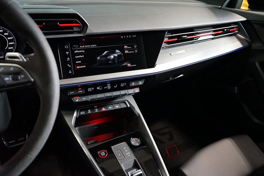 Audi RS 3 Limousine 2.5 TFSI quattro