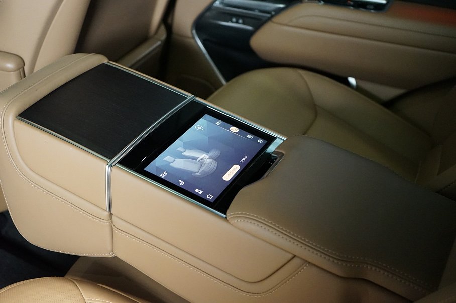 Land Rover Range Rover P530