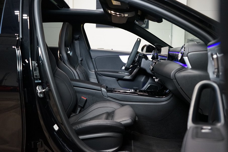 Mercedes-Benz Třída A 45 S AMG 4Matic+