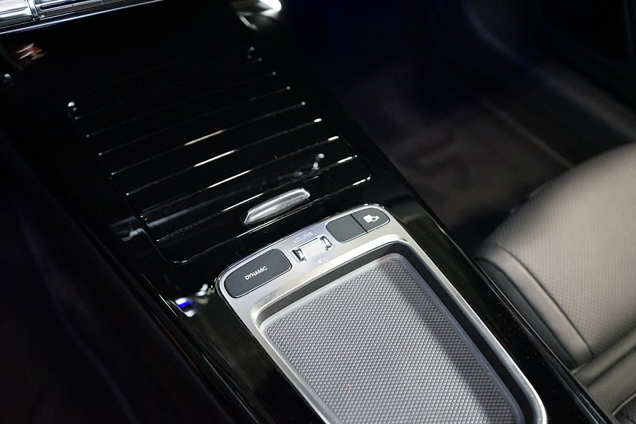 Mercedes-Benz Třída A 45 S AMG 4Matic+