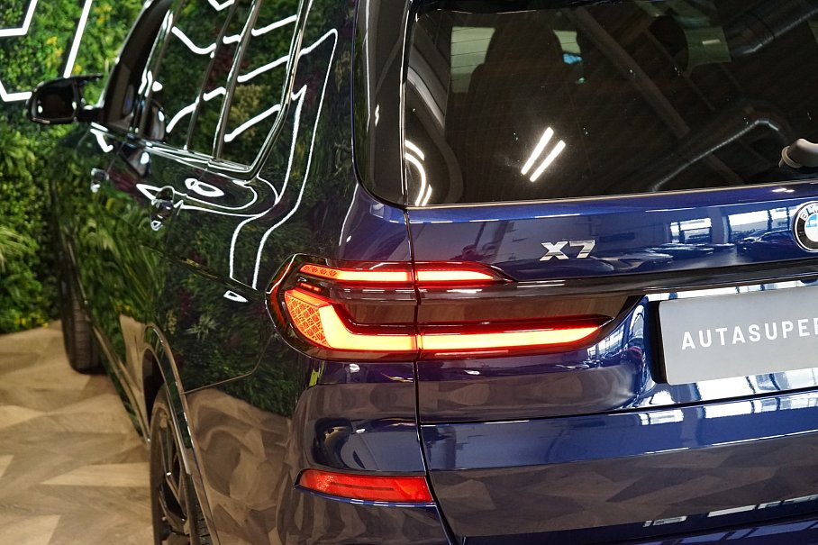 BMW X7 M60i xDrive