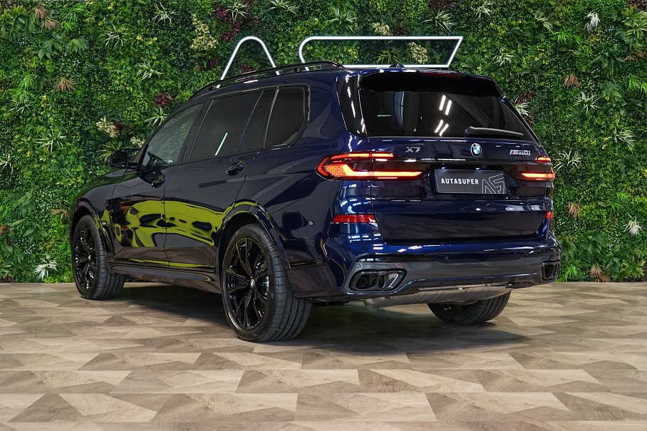 BMW X7 M60i xDrive