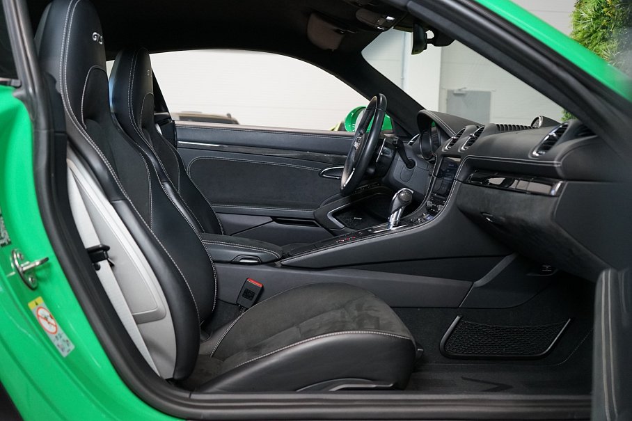 Porsche Cayman 718 GTS 4.0