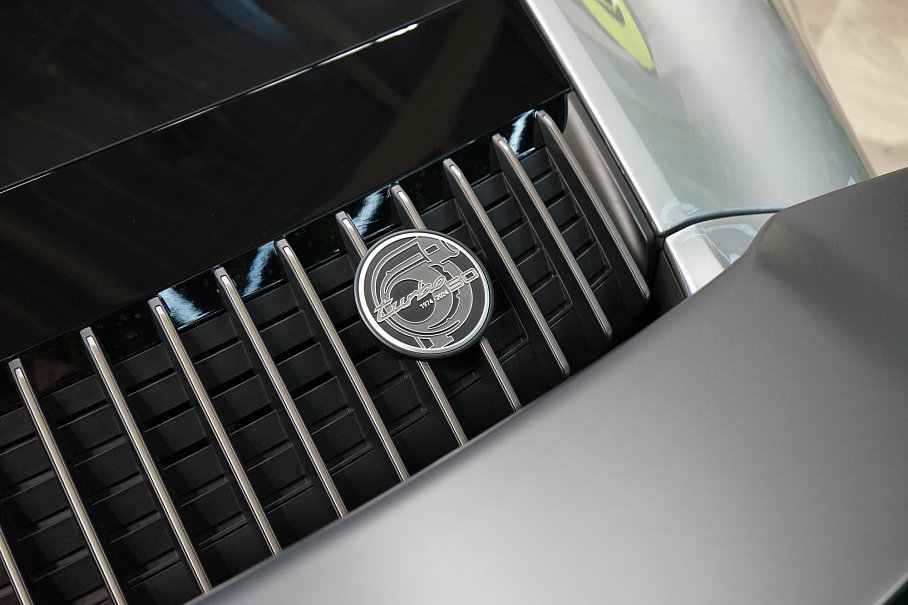 Porsche 911 Turbo 50 Years Limited Edition 0539/1974