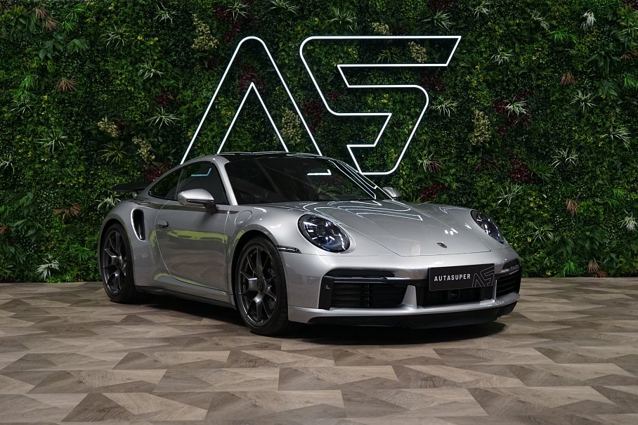 Porsche 911 Turbo 50 Years Limited Edition 0539/1974