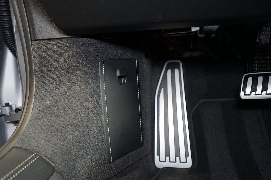 Porsche 911 Turbo 50 Years Limited Edition 0539/1974