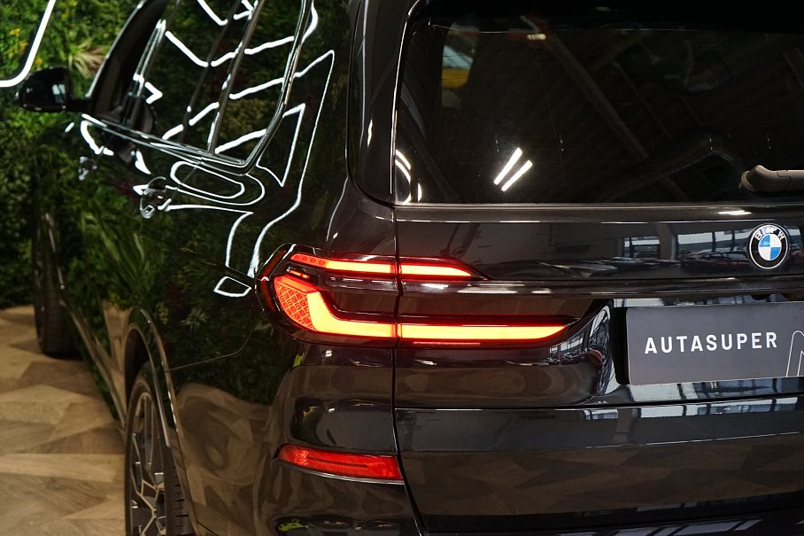 BMW X7 40i xDrive