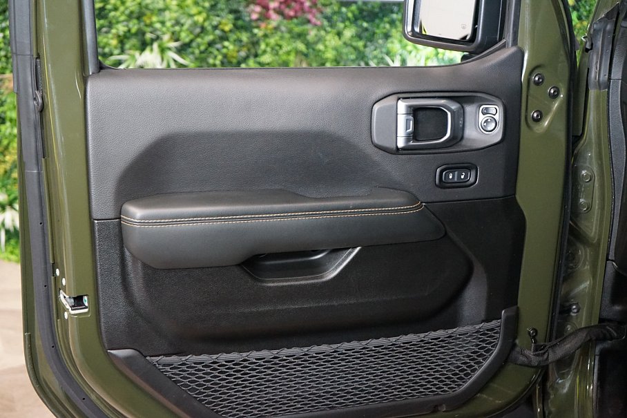 Jeep Wrangler 2.0 T Sahara