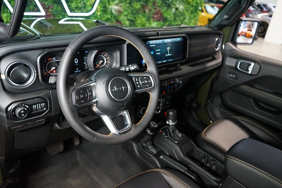 Jeep Wrangler 2.0 T Sahara