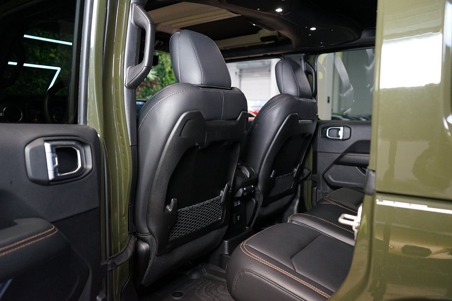 Jeep Wrangler 2.0 T Sahara