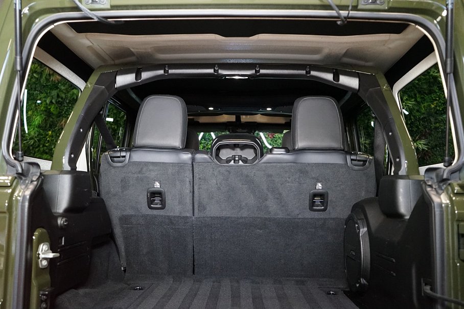 Jeep Wrangler 2.0 T Sahara