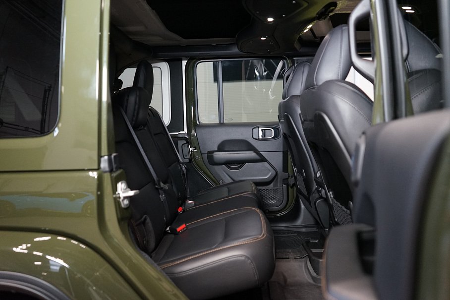 Jeep Wrangler 2.0 T Sahara