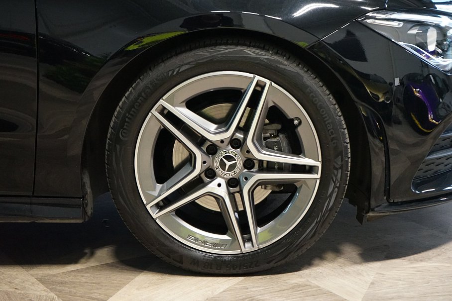 Mercedes-Benz CLA 180