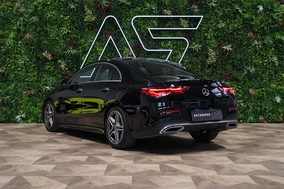 Mercedes-Benz CLA 180