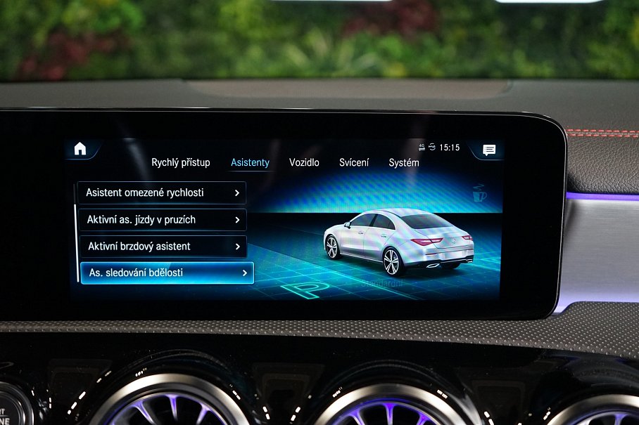 Mercedes-Benz CLA 180