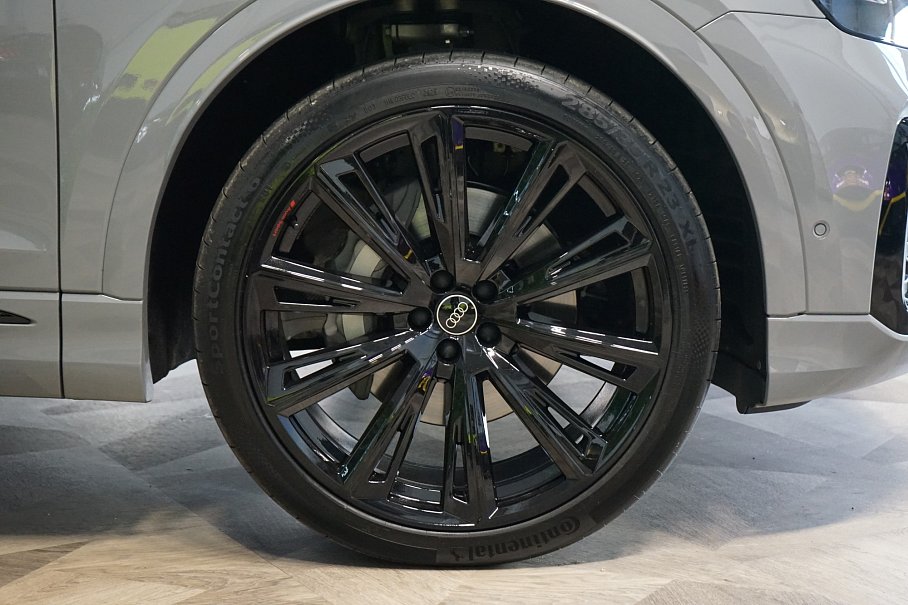 Audi Q8 50 TDI quattro