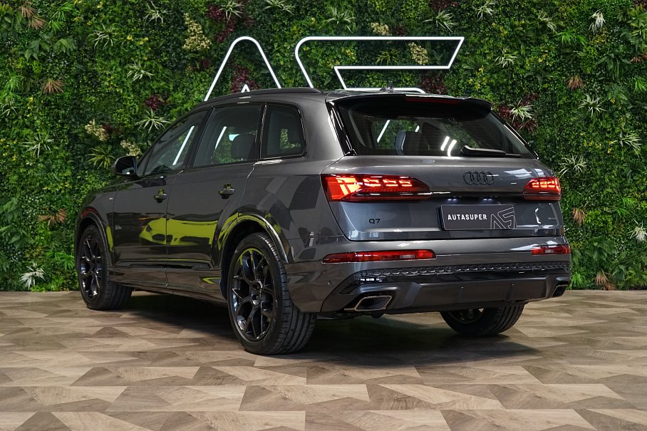 Audi Q7 50 TDI quattro