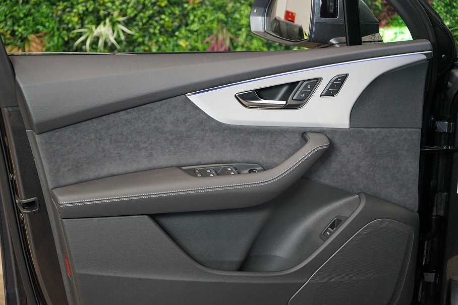 Audi Q7 50 TDI quattro