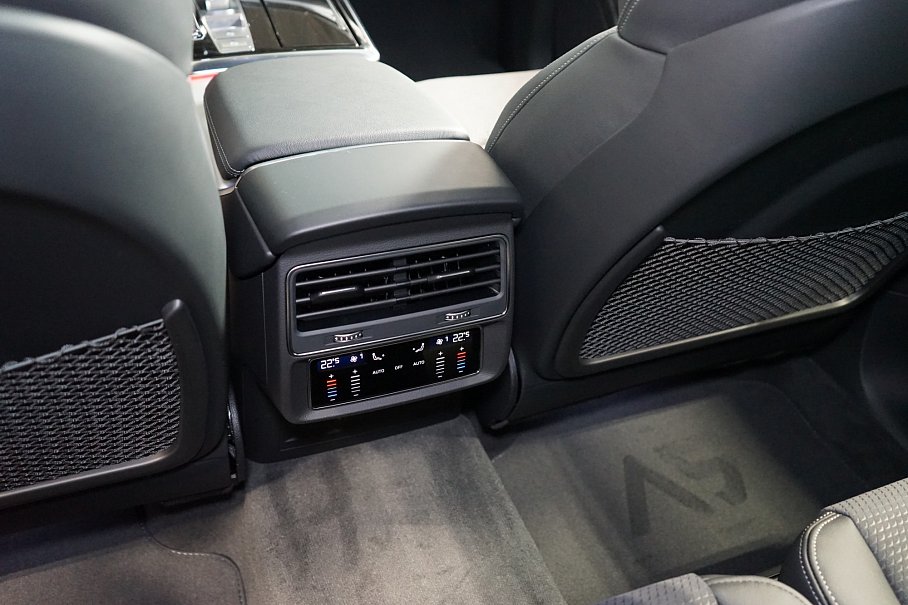 Audi Q7 50 TDI quattro