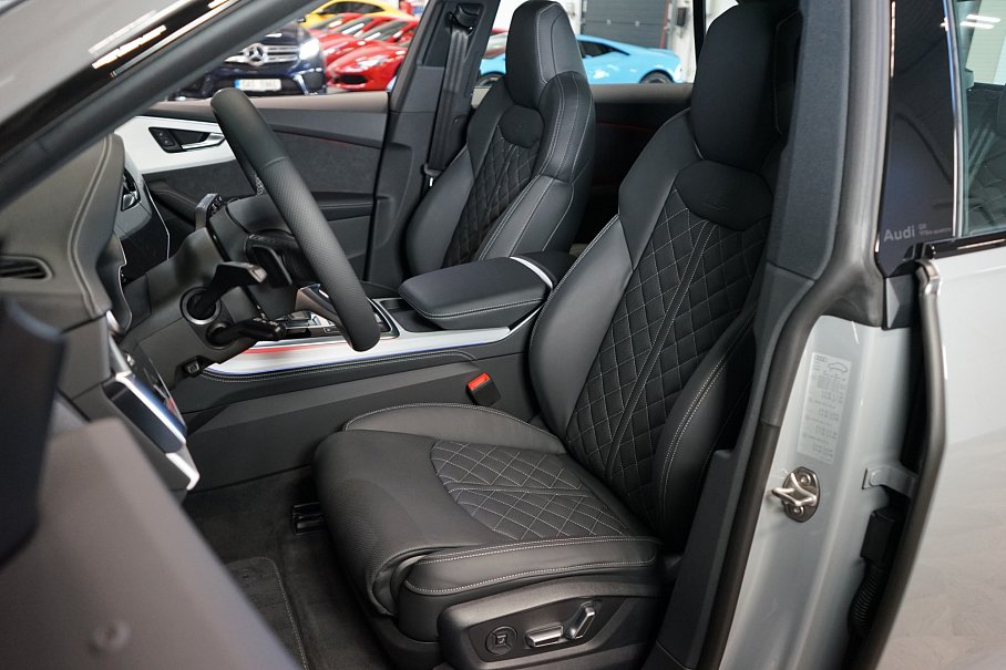 Audi Q8 TFSI e quattro