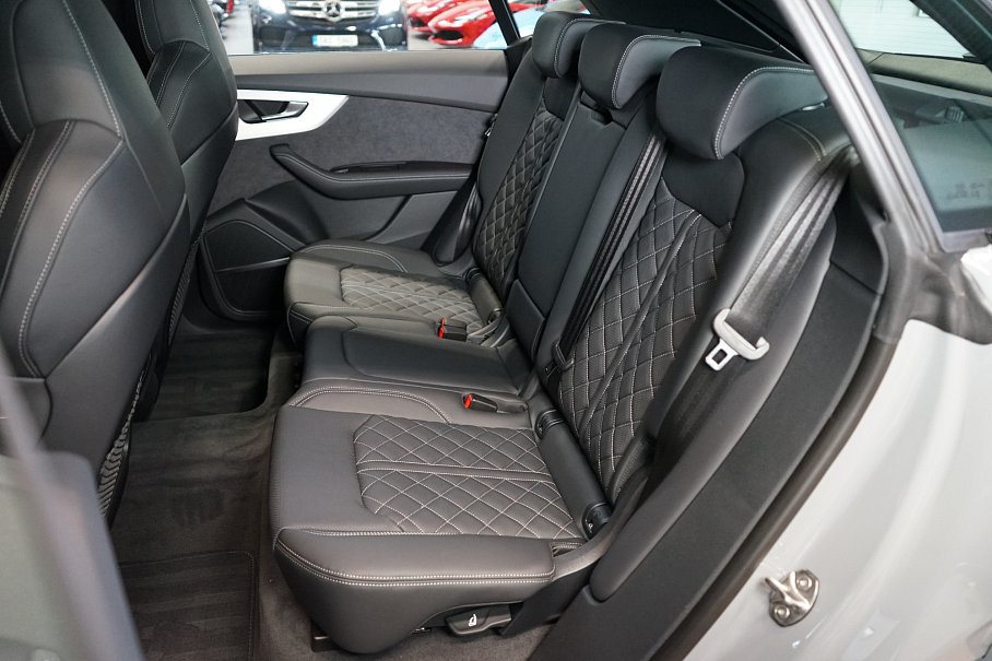 Audi Q8 TFSI e quattro